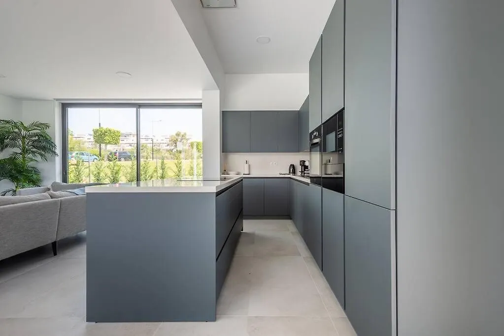 Casa Innes: Entire 5 Bed Modern Villa. Pool. Valle Romano Estepona 0*,